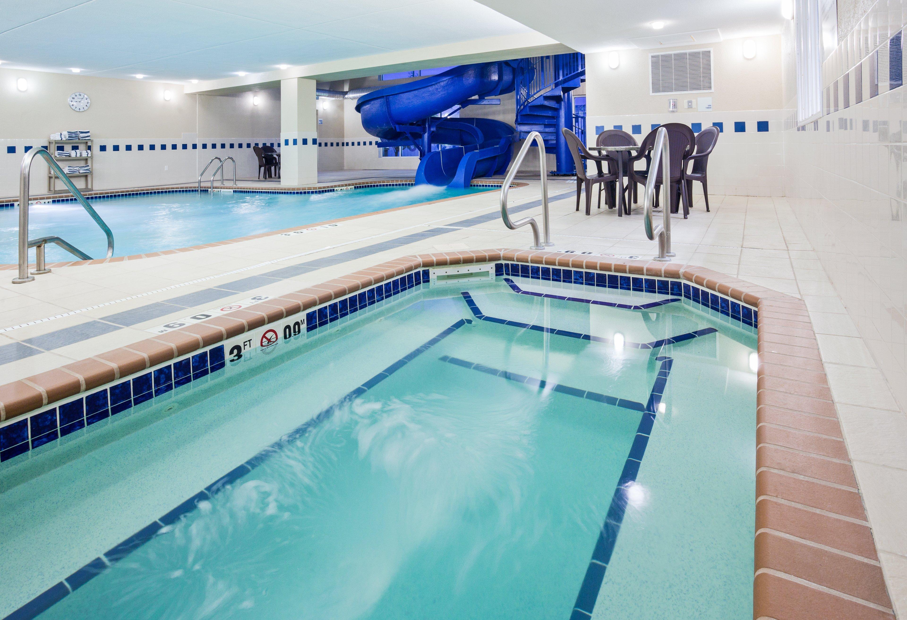Holiday Inn Express & Suites - Dickinson By Ihg Exteriér fotografie
