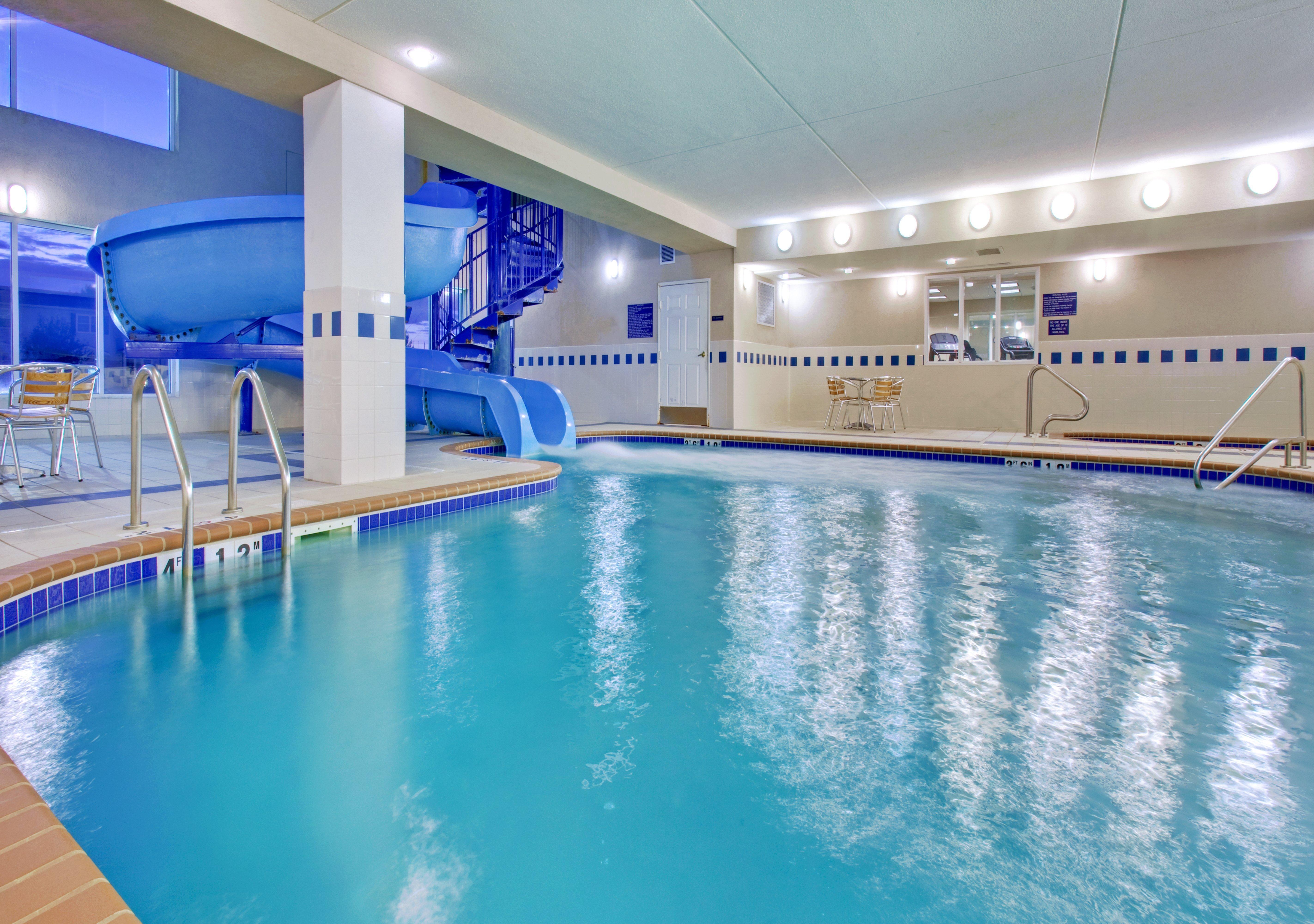 Holiday Inn Express & Suites - Dickinson By Ihg Exteriér fotografie