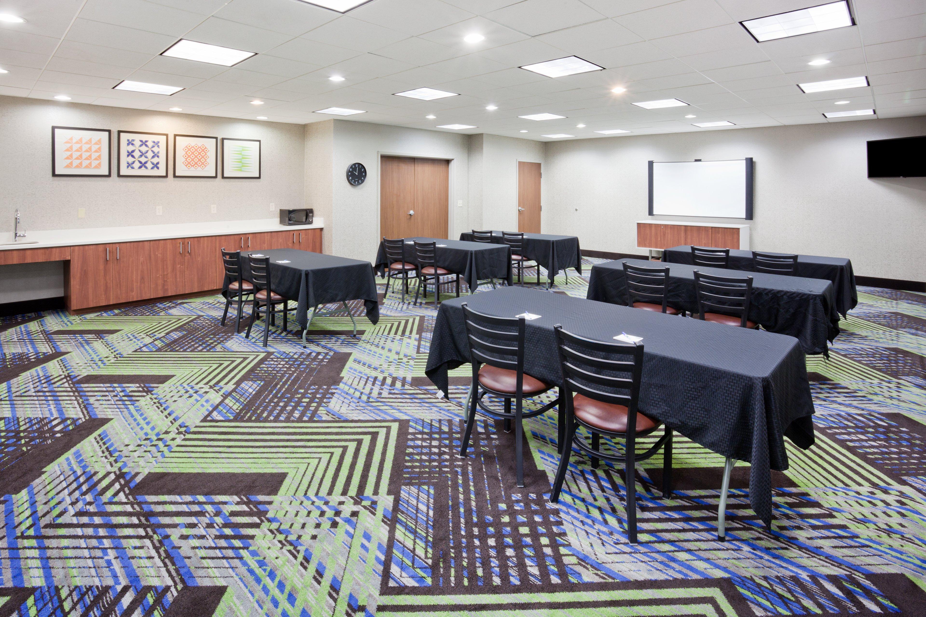 Holiday Inn Express & Suites - Dickinson By Ihg Exteriér fotografie