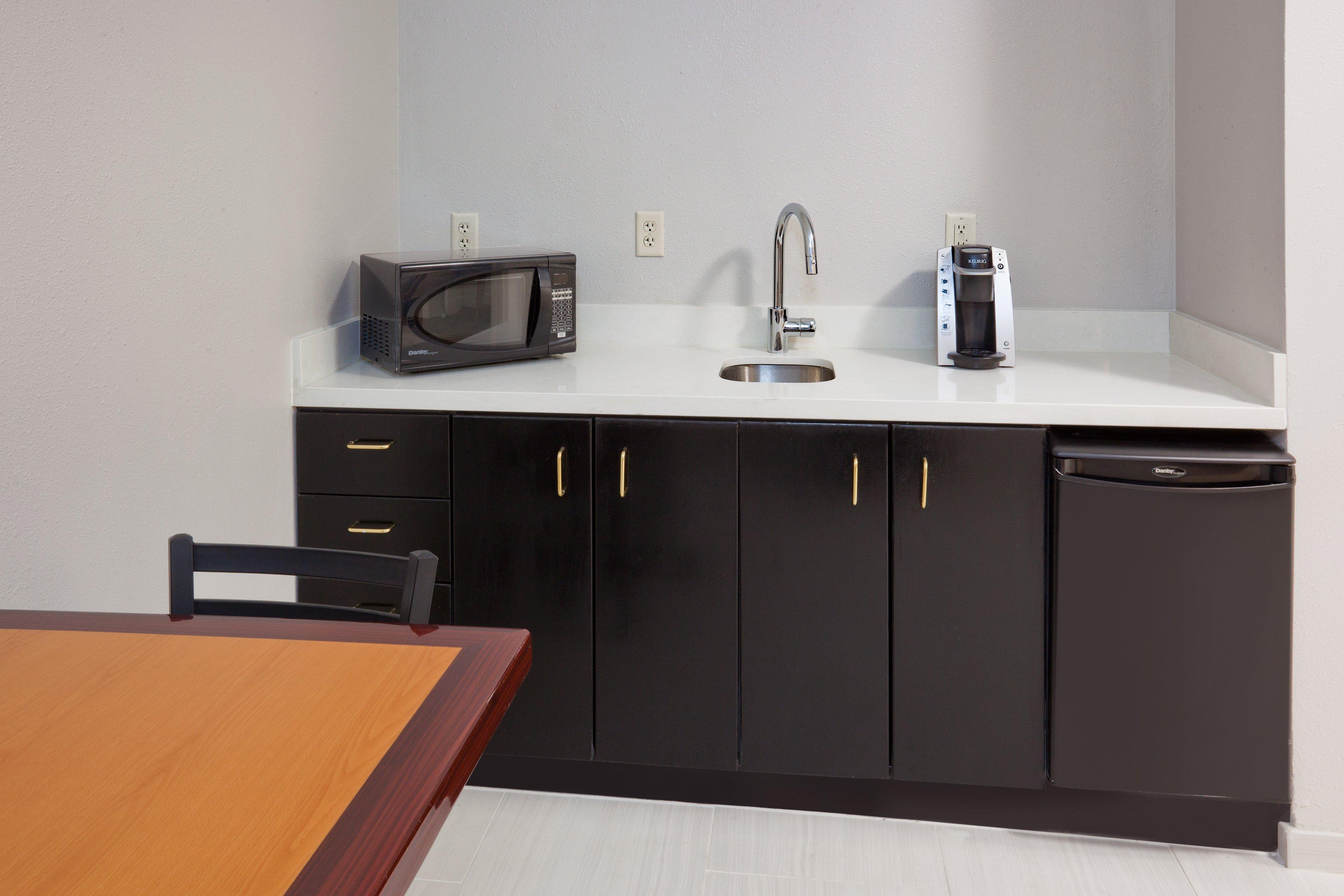 Holiday Inn Express & Suites - Dickinson By Ihg Exteriér fotografie