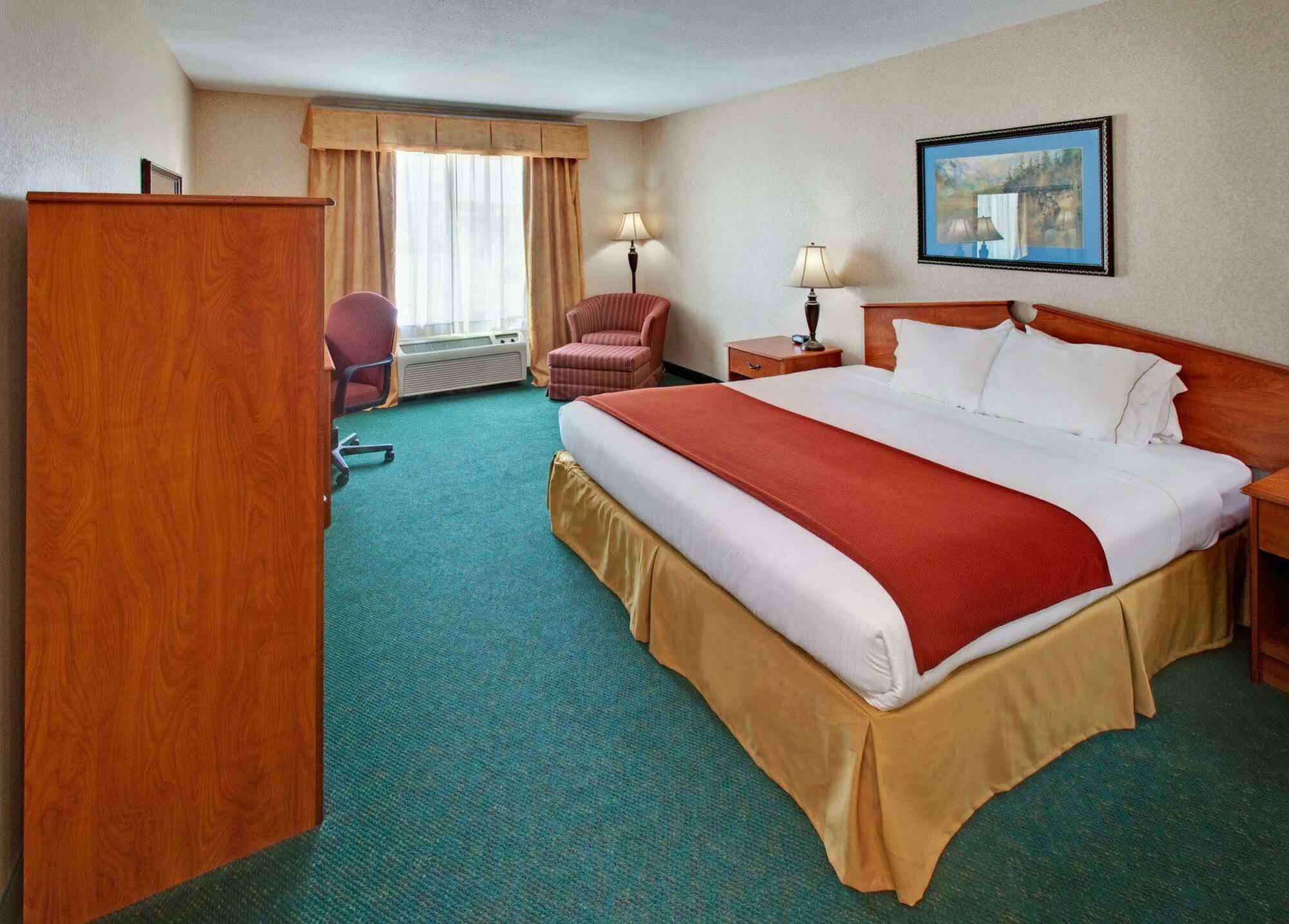 Holiday Inn Express & Suites - Dickinson By Ihg Pokoj fotografie